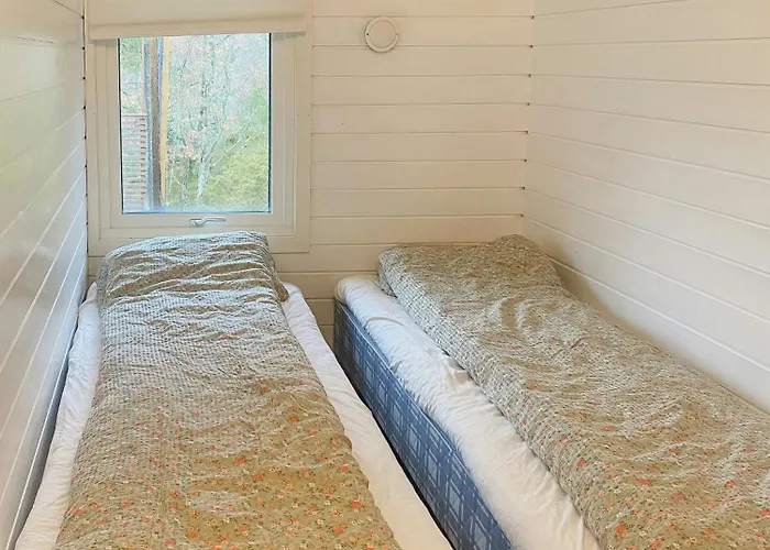 Secluded With A View And Ball Court *